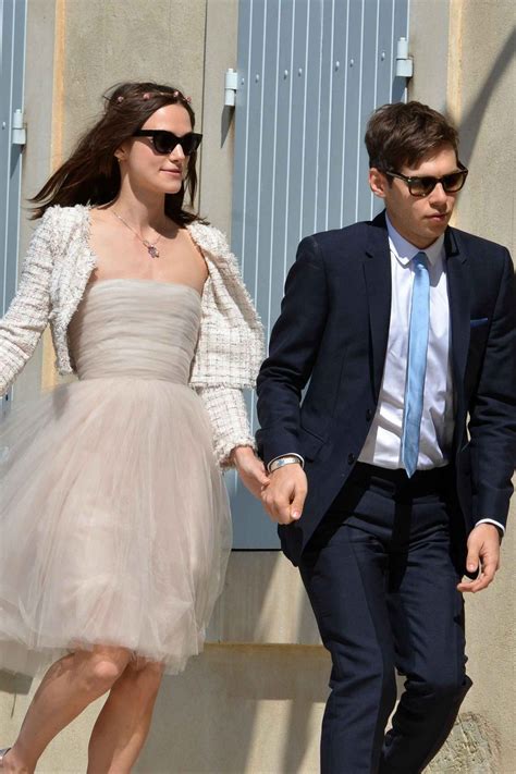 keira knightley marriage.